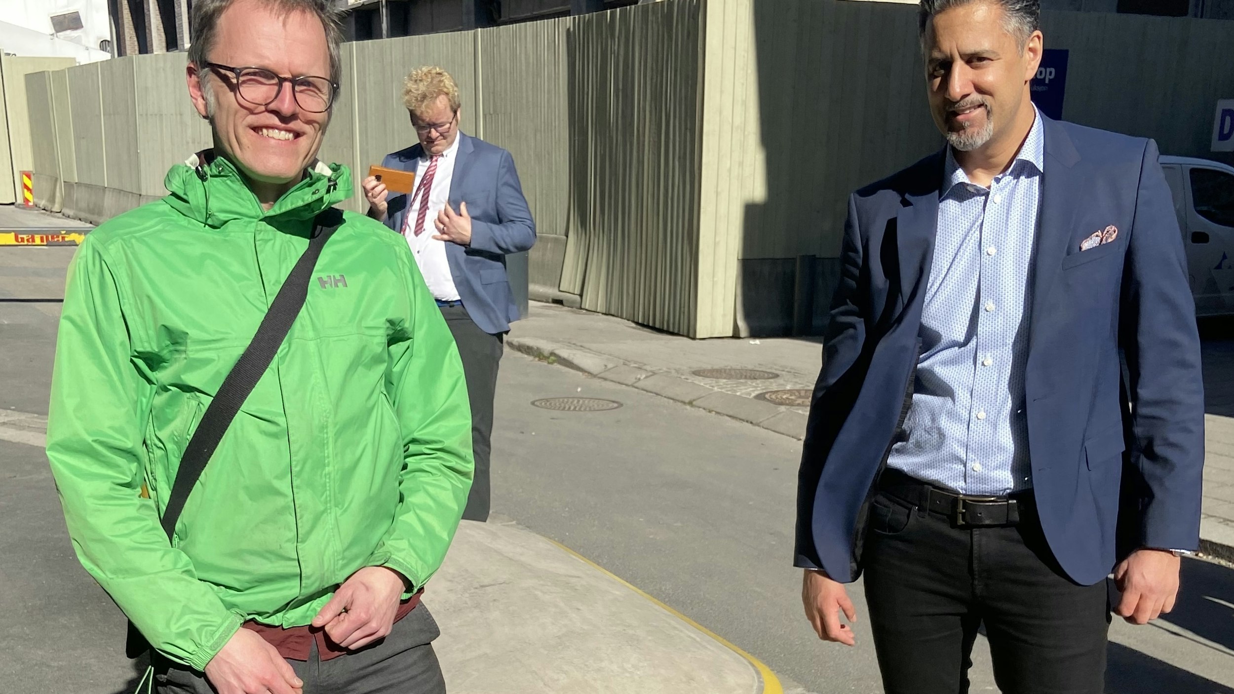Stian Slotterøy Johnsen og Abid Raja i Akersgata