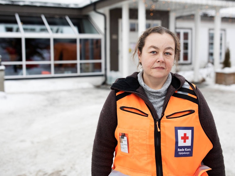 Lena Kristin Johannessen, Røde Kors-frivillig
