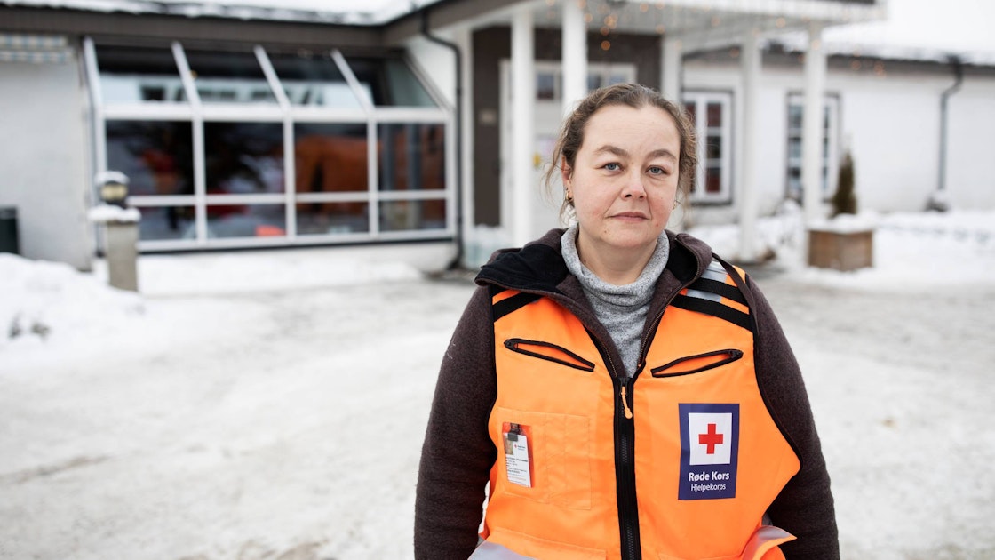 Lena Kristin Johannessen, Røde Kors-frivillig